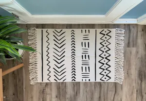 Black and White Boho Accent Rug